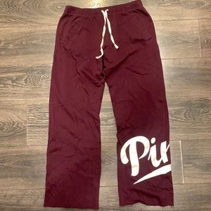 Maroon sweatpants size Small